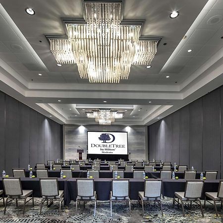 Hotel Doubletree By Hilton Modesto Esterno foto