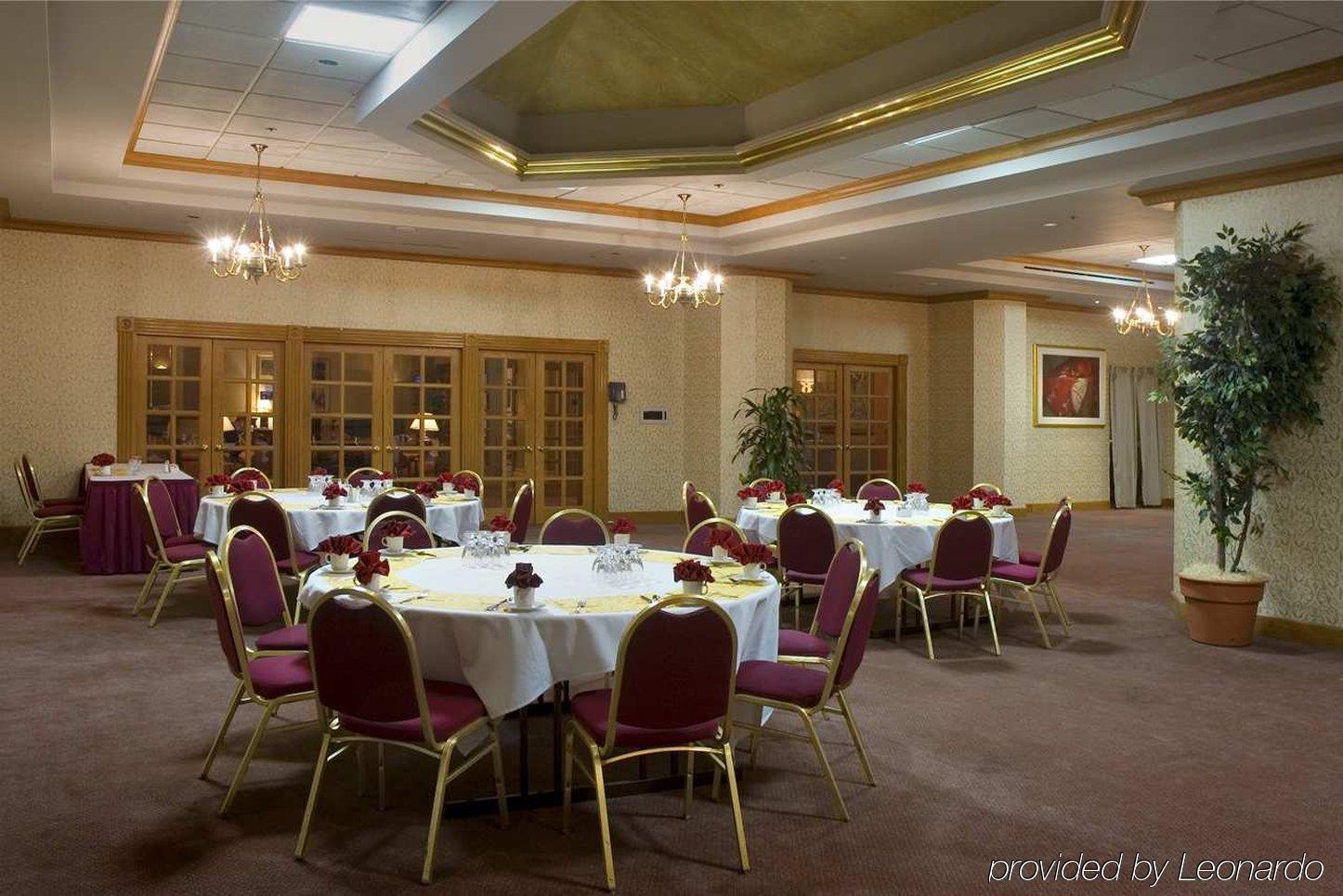 Hotel Doubletree By Hilton Modesto Ristorante foto