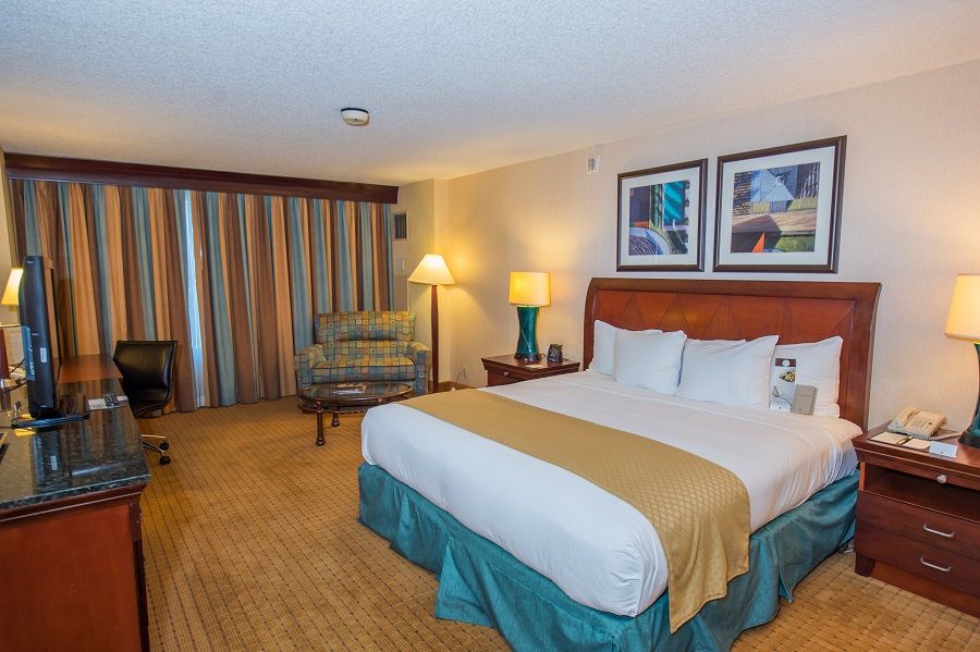 Hotel Doubletree By Hilton Modesto Esterno foto
